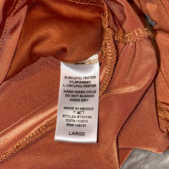 Blue Blush Orange Ring Detail Blouse - Picture 3 of 7